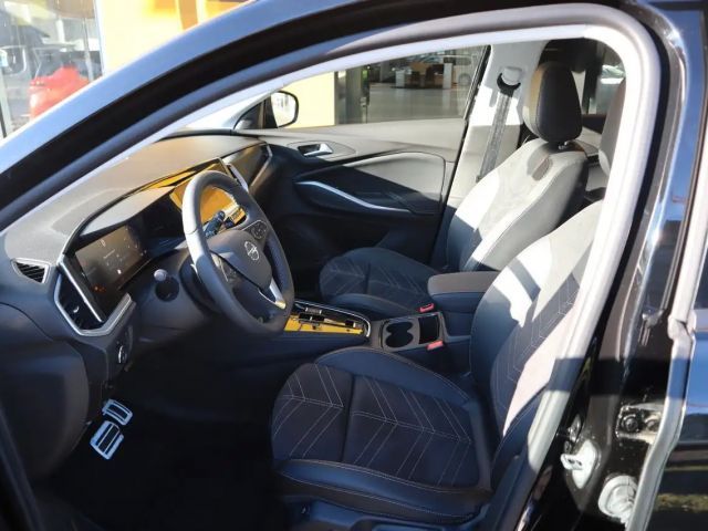 Opel Grandland X 1.2 Turbo Elegance business+