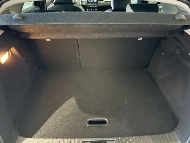 Renault Captur Hybrid TCe 140 Techno