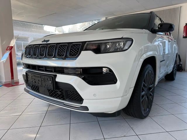 Jeep Compass 4x4 Hybrid