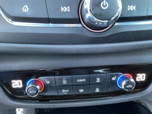 Opel Insignia 2.0 CDTI Sports Tourer Ultimate