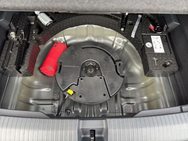 Volkswagen T-Roc 1.5 TSI DSG R-Line Style