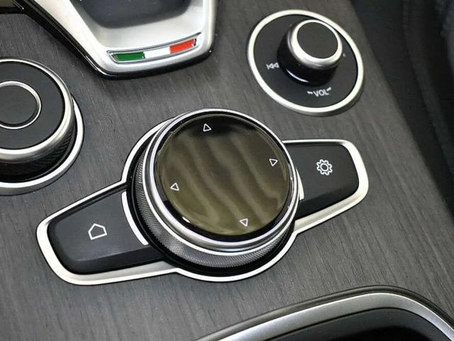 Alfa Romeo Stelvio Q4 TI