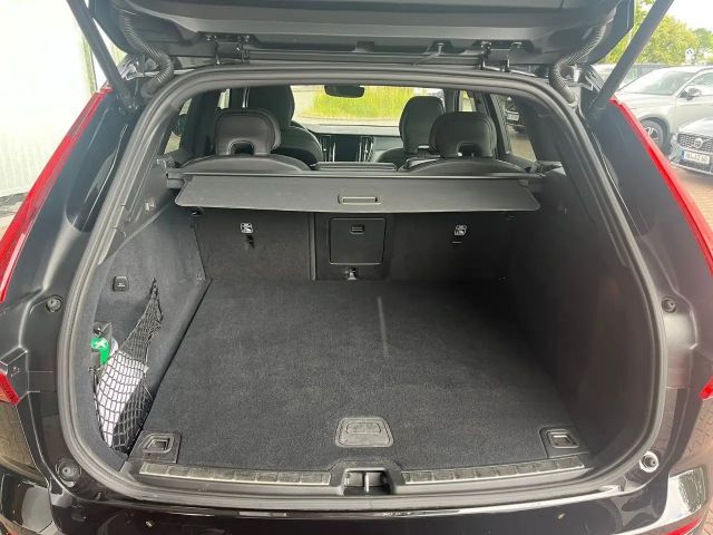 Volvo XC60 AWD Dark Plus Recharge T6