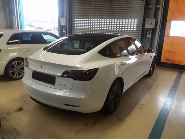 Tesla Model 3 AWD Dual Motor Long Range