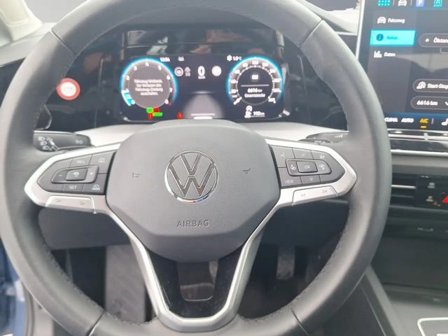 Volkswagen Golf 1.5 eTSI DSG Golf VIII Life