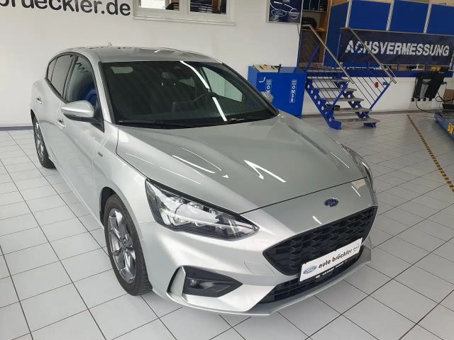 Ford Focus EcoBoost ST Line