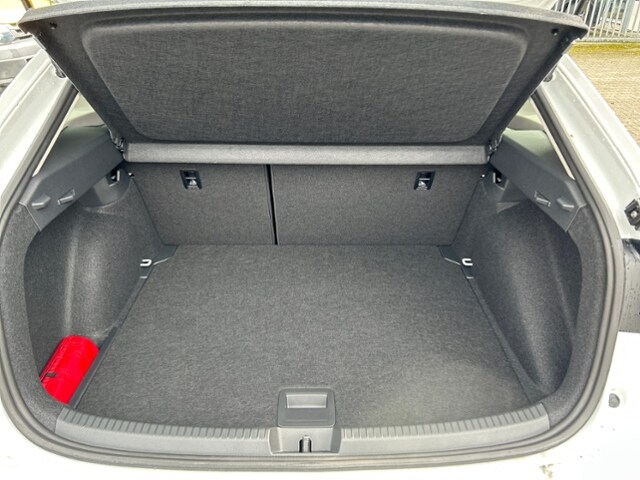 Volkswagen Taigo 1,0 TSI LED-MATRIX NAVI APP CONNECT SHZ ALU PDC KLIMA