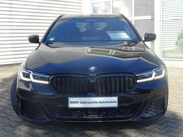 BMW 540 540d M-Sport Touring xDrive