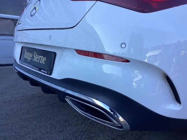 Mercedes-Benz CLA 200 AMG Line Shooting Brake