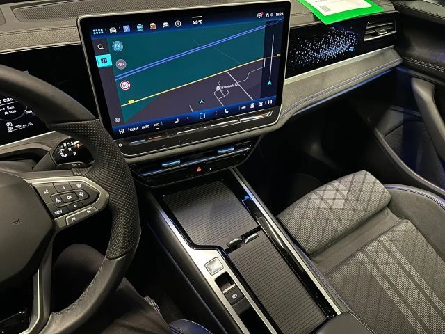 Volkswagen Passat 4Motion R-Line Variant