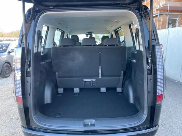 Hyundai Staria Trend