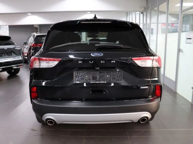 Ford Kuga Hybrid Titanium