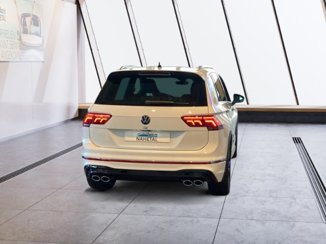 Volkswagen Tiguan R 4x4 320 PS! IQ LIGHT RÜFA PANO APP CONNECT DCC FRONT ASSIST LANE ASSIST