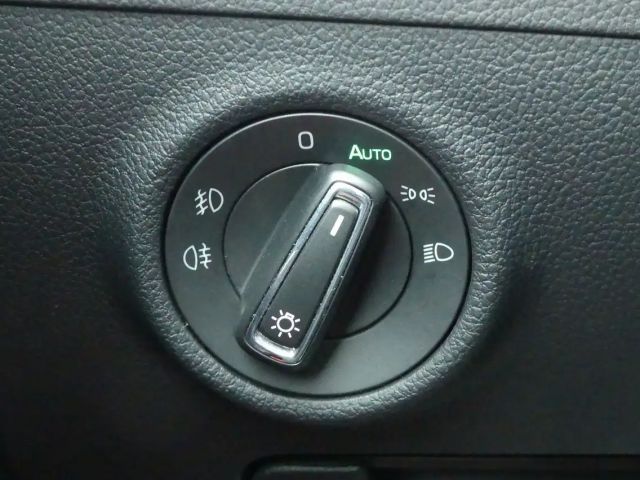 Skoda Superb *Memory Sitz*Vollleder*Panoramadach*AHK*