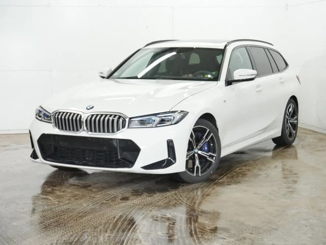 BMW 330 330d M-Sport Touring xDrive