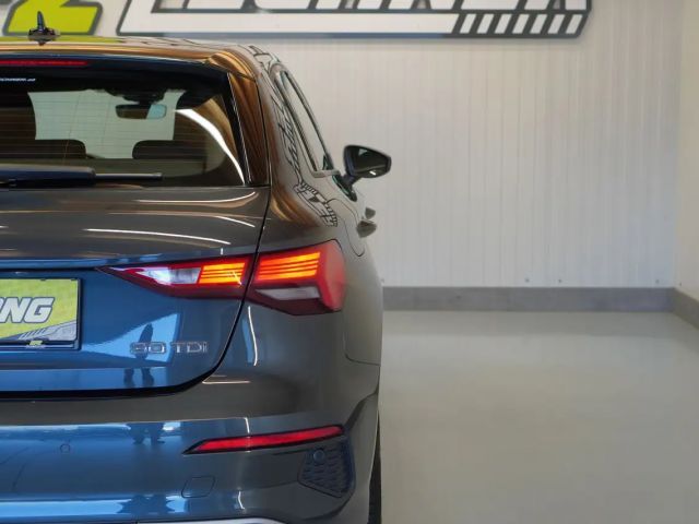 Audi A3 30 TDI Sedan