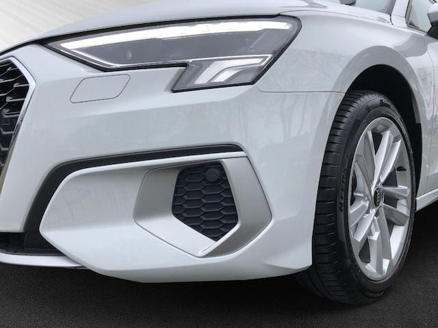 Audi A3 30 TFSI S-Tronic Sedan