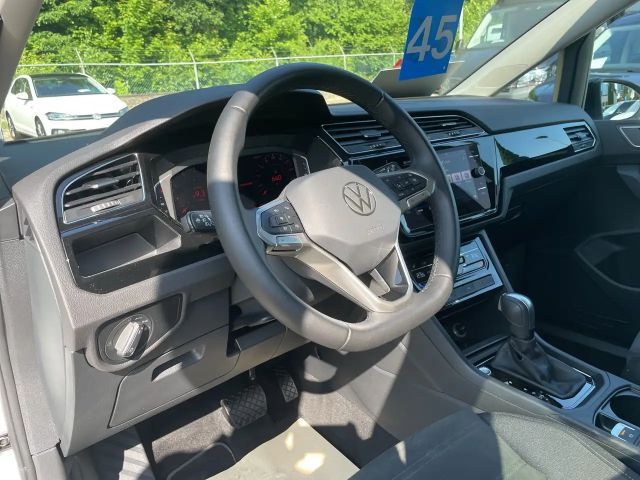 Volkswagen Touran DSG Highline R-Line