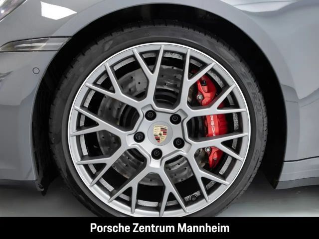 Porsche 992 Cabrio Carrera S