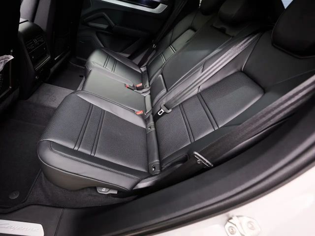 Porsche Cayenne Coupé E-Hybrid