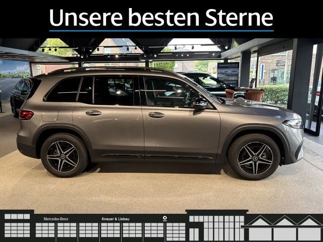 Mercedes-Benz EQB 300 4MATIC AMG Line