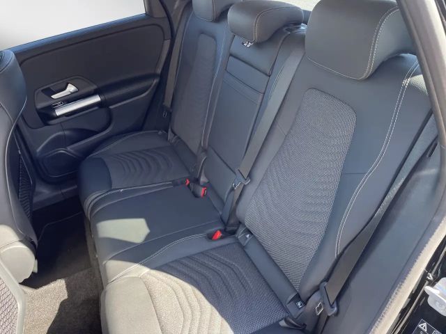 Mercedes-Benz B 180 Progressive