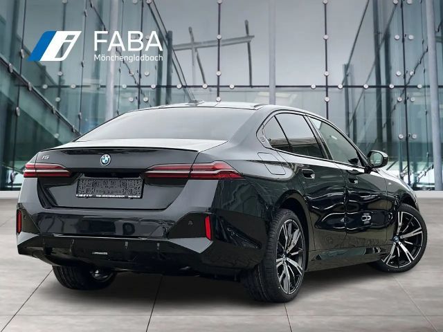 BMW i5 M-Sport M60 Sedan xDrive