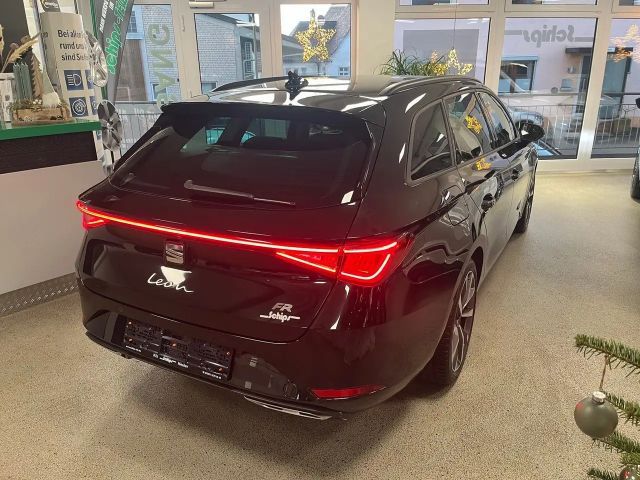 Seat Leon 1.5 eTSI DSG FR-lijn Sportstourer