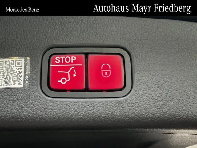 Mercedes-Benz GLC 300 4MATIC AMG Line Premium