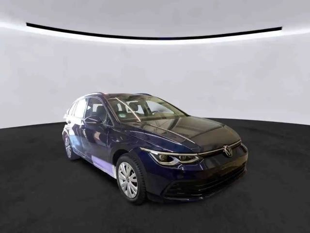 Volkswagen Golf 1.5 eTSI DSG Life Variant