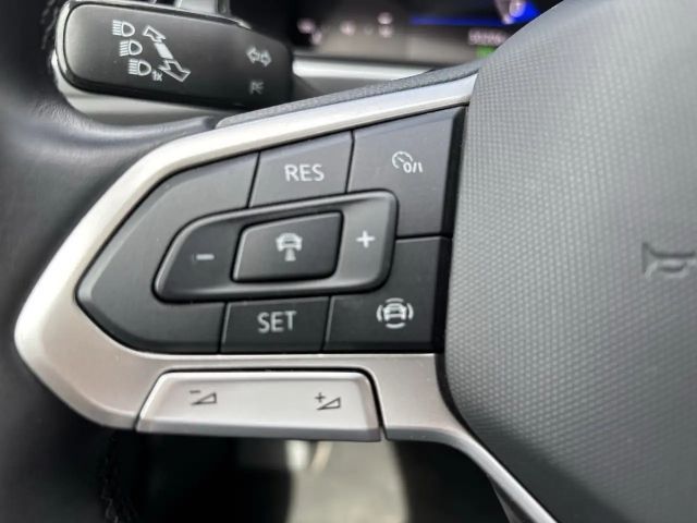 Volkswagen T-Roc 1.5 TSI DSG Life