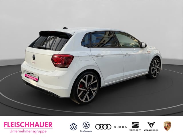 Volkswagen Polo 2.0 TSI DSG