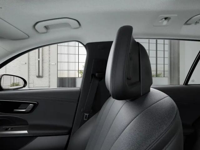 Mercedes-Benz E 200 AVANTGARDE E 200 d Estate