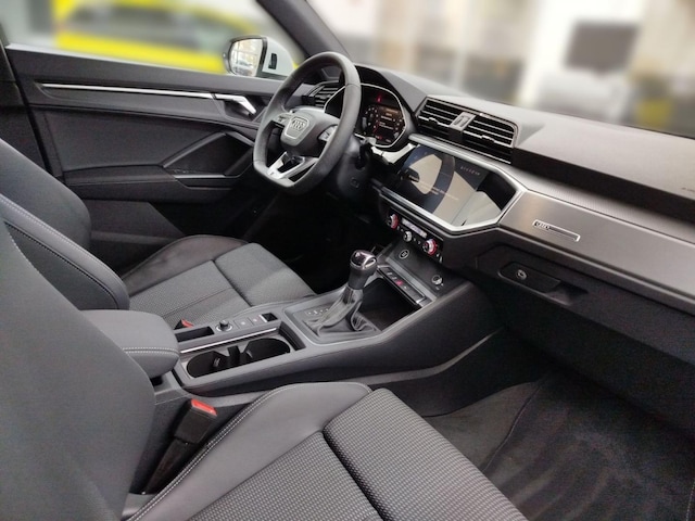 Audi Q3 S-Tronic