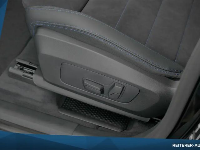 BMW 223 223i M-Sport Sedan xDrive