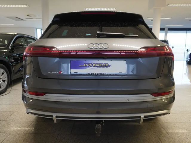 Audi e-tron Quattro