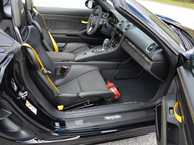 Porsche Cayman 4 718