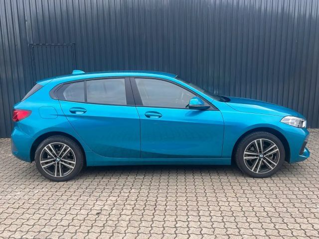 BMW 116 116i 5-deurs Sedan