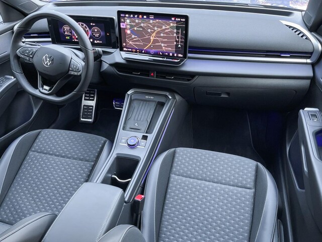 Volkswagen T-Roc 1.5 eTSI DSG R-Line