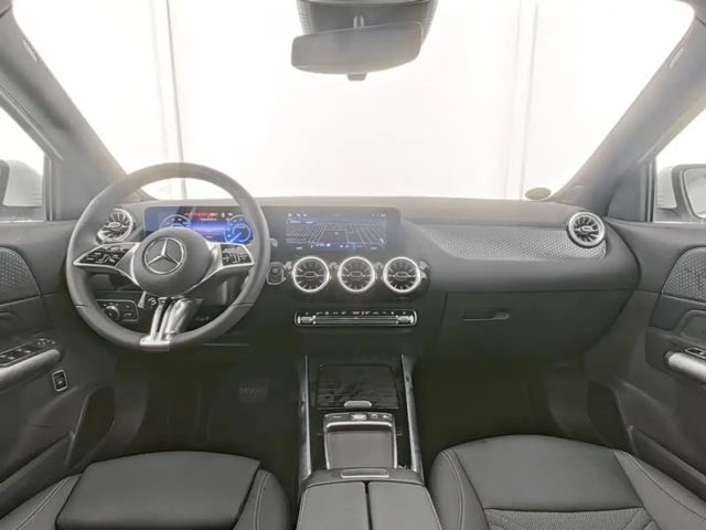 Mercedes-Benz EQA 300 4MATIC Advanced