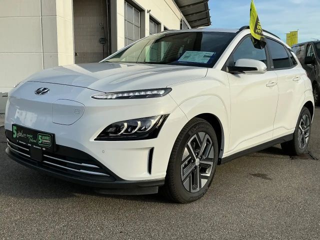 Hyundai Kona 64 kWh Electric