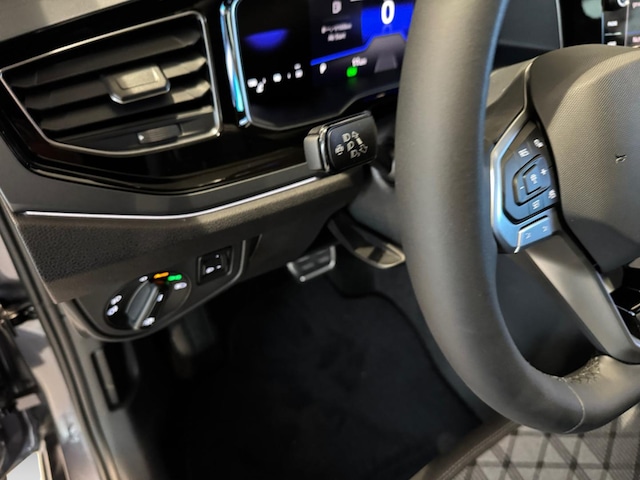 Volkswagen Polo 1.0 TSI DSG R-Line