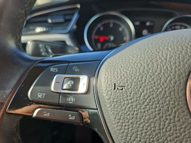 Volkswagen Touran 2.0 TDI Comfortline DSG