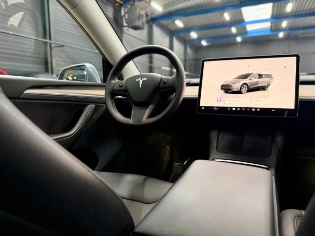 Tesla Model Y AWD Long Range