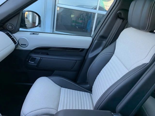 Land Rover Discovery Dynamic HSE R-Dynamic