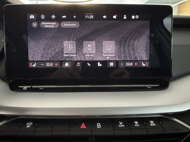 Skoda Octavia Kombi 2,0TDI *LED*AHK*Tempomat*Getönte Scheiben...