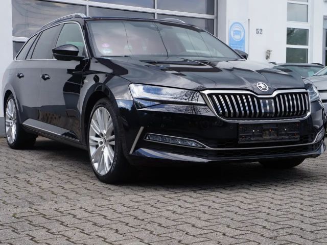 Skoda Superb Combi