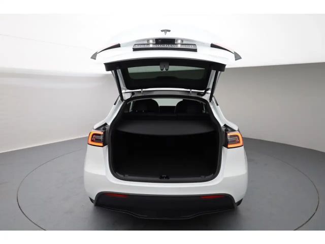 Tesla Model Y AWD Dual Motor