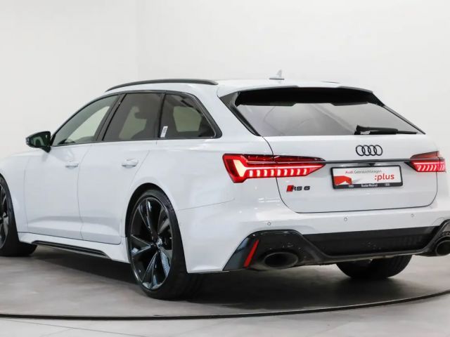 Audi RS6 AHK Pano HUD Matrix B&O