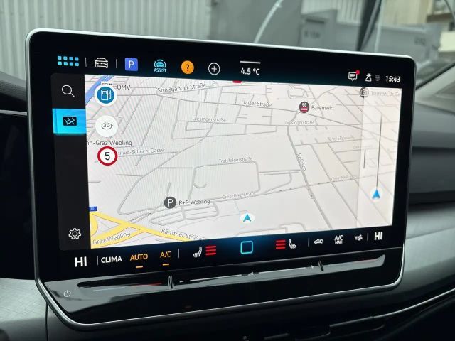 Volkswagen Golf DSG Life